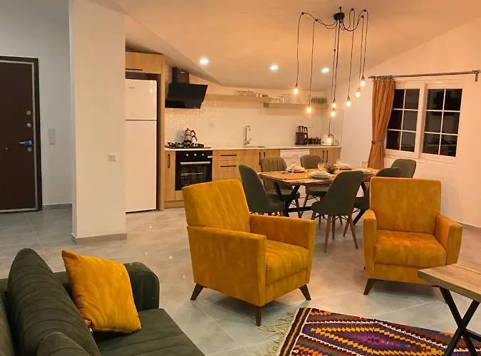 Mirena Апартаменти Каш